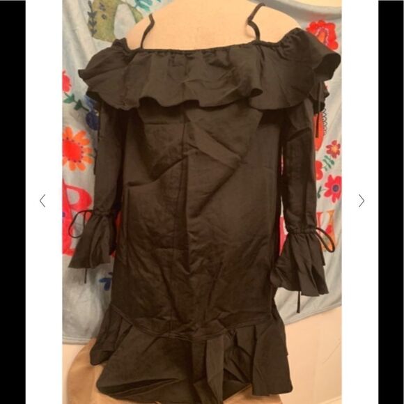 NWT Derek Lam Off the shoulder dress
DEREK LAM 10 CROSBY - Picture 2 of 5